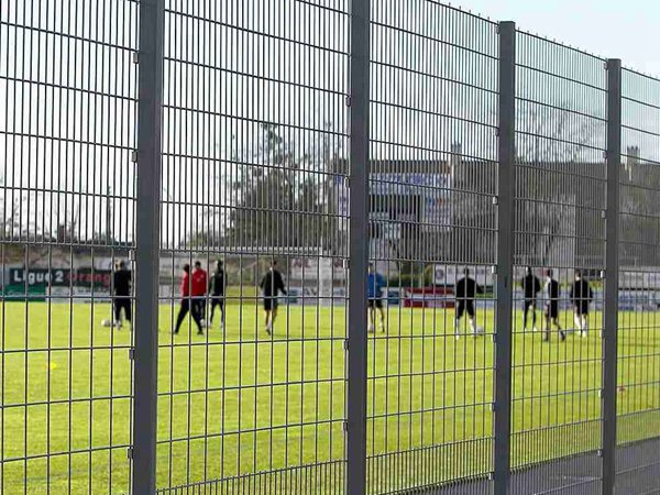 足球場(chǎng)圍欄
